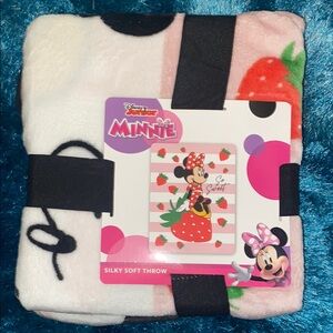 Disney Minnie Silky Soft Throw - Black, White, Pink, Red